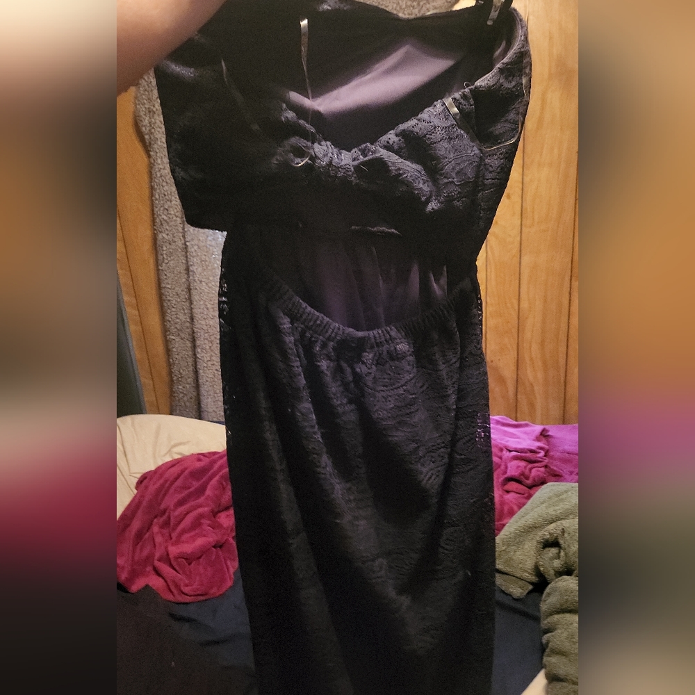 Prom dress - Picture 3 of 3